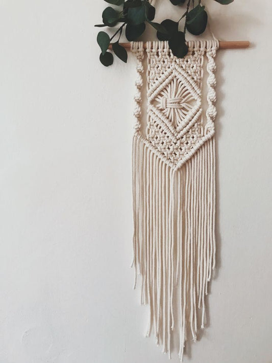 Macrame wall hanging