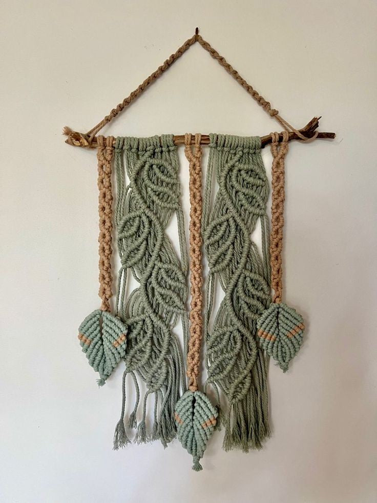 Macrame wall hanging