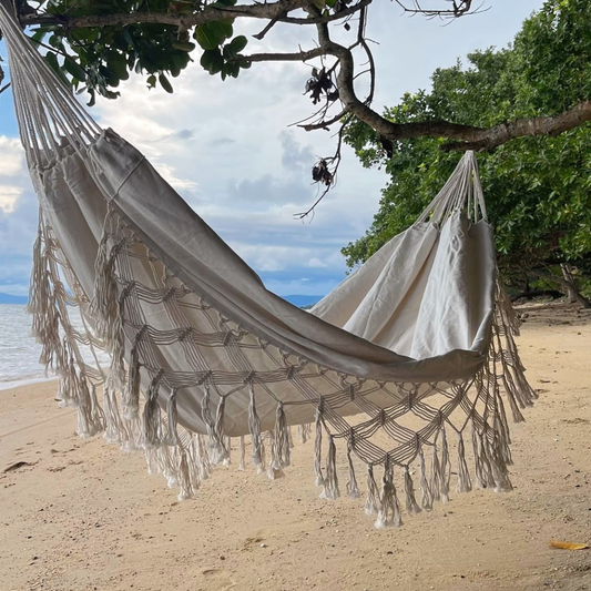 Sage & Twine, Blog post about Macrame baby hammock.