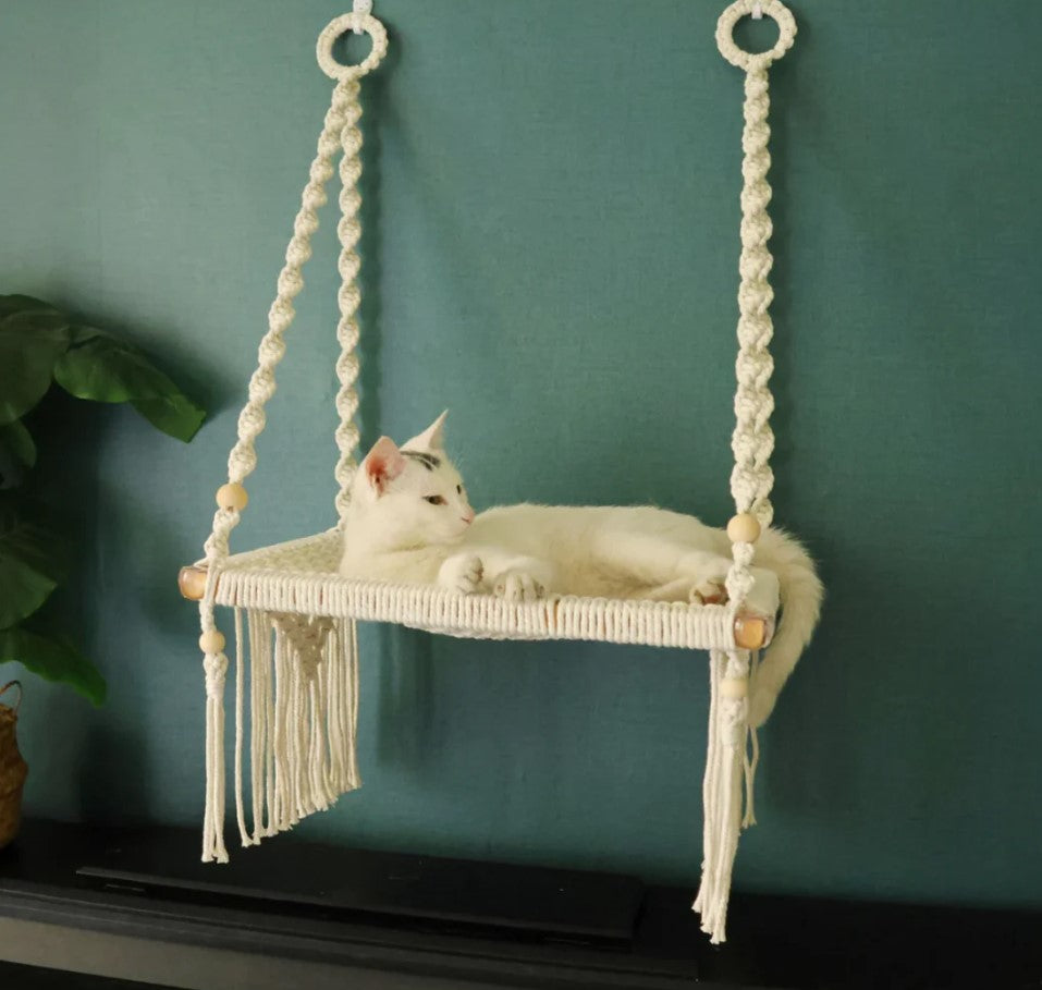 Top 10 Macramé Cat Bed Designs for Comfort and Style