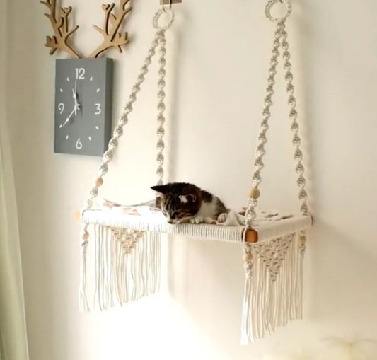 The Art of Macramé: Creating the Perfect Cat Perch